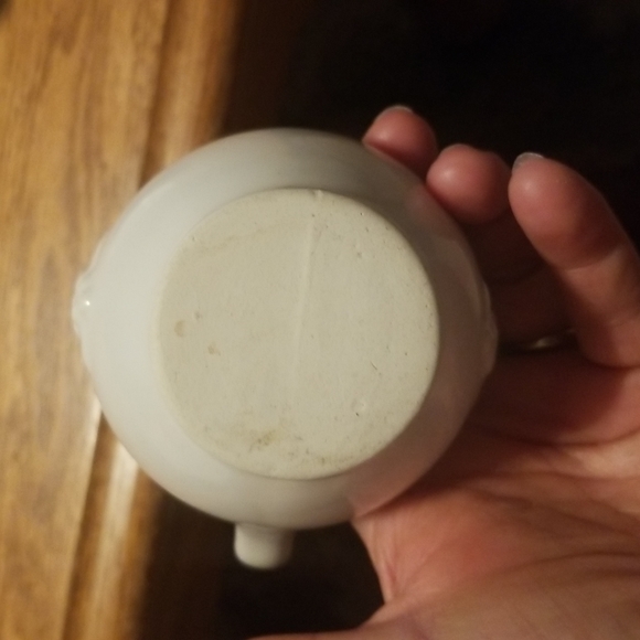 Vintage Ceramic Miniature White Grape Design Creamer and Bowl/Saucer Set - Picture 6 of 11